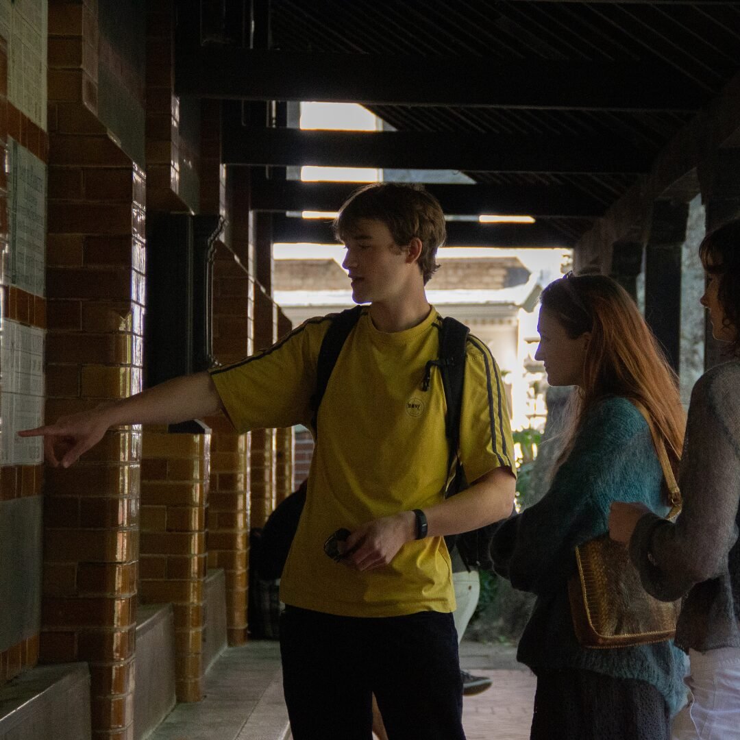 FOF Bike Tours guide explaining London history during a Bike Tour.