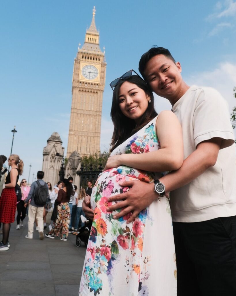 Romantic couples’ private e-bike tour in London