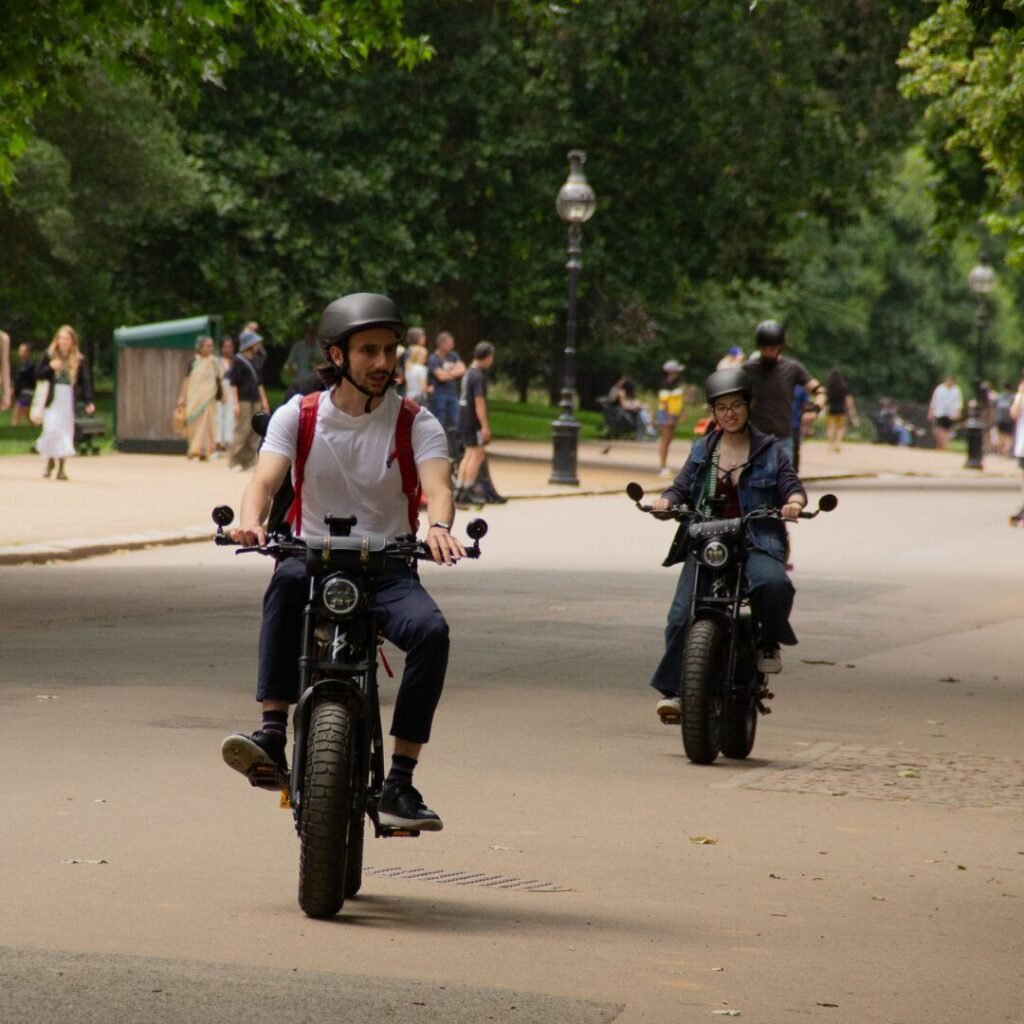 Super73 e-bike tour through London’s royal landmarks