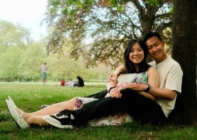 Couple’s photoshoot during FOF e-bike tour in Hyde Park