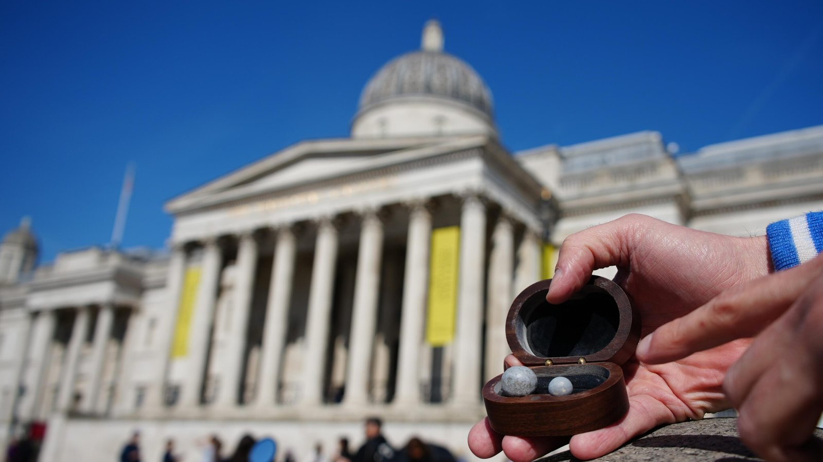 FOF Bike Tours London showing the Musket Balls from 1642 & 1805 in Trafalgar Square