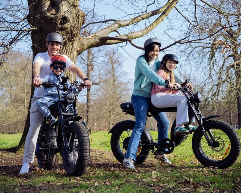 london private family ebike tour by fof bike tours at hide parks
